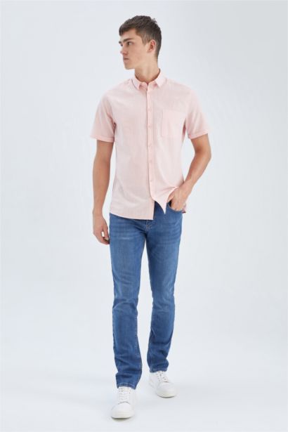 Chemise basique à manches courtes en 100 % coton, coupe slim
