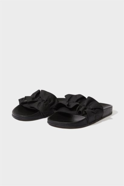 شبشب حريمي إيفا بكعب مسطح بشريط مزدوج