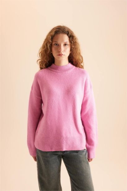 Oversize Geniş Kalıp Yarım Balıkçı Yaka Triko Kazak