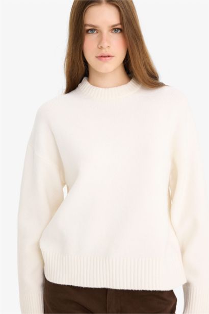 Oversize Loose Fit Crew Neck Knit Pullover