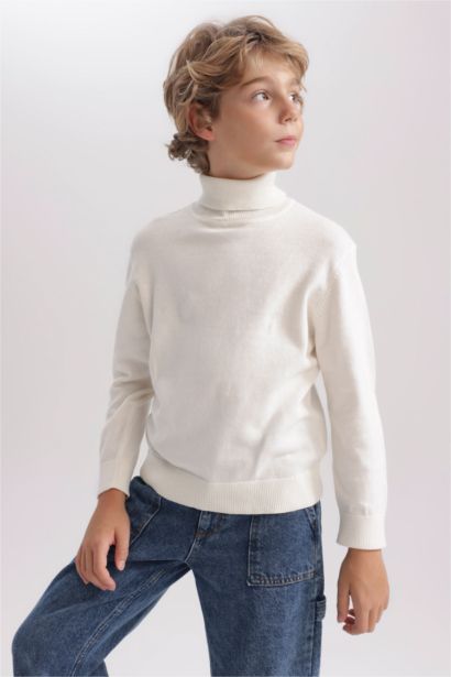 Водолазка приталенного кроя для мальчиков