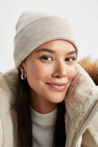 Women Winter Acrylic Knitwear Beret
