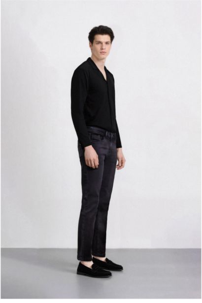 بنطلون جينز كارلو سكيني فيت برجل ضيق وخصر عادي