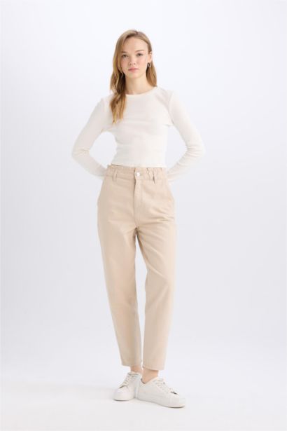Paperbag Fit With Pockets Gabardine Trousers