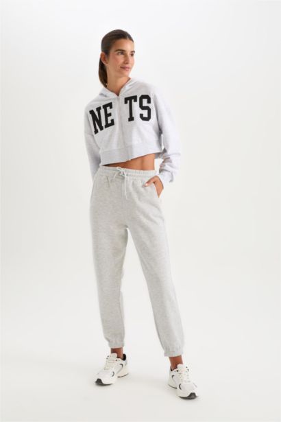 Standard Fit Elastic Waist Basic Thick Jogger Sweatpants