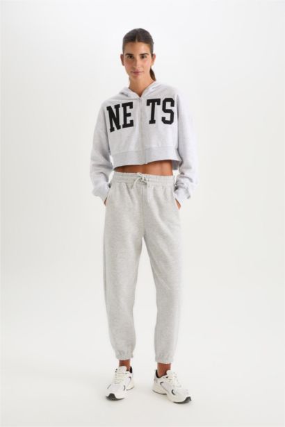Standard Fit Elastic Waist Basic Thick Jogger Sweatpants