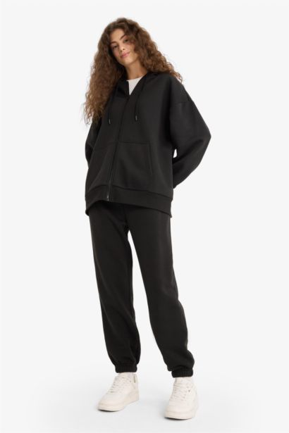 Jogger Fit Elastic Banded Leg Thick Fabric Trousers