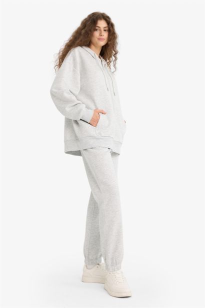 Jogger Fit Elastic Banded Leg Thick Fabric Trousers