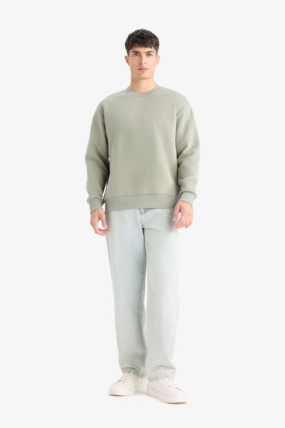 Relax Fit Crew Neck Thick Basic Sweatshirt
