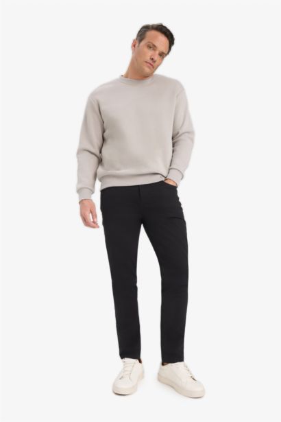 Relax Fit Crew Neck Thick Basic Sweatshirt
