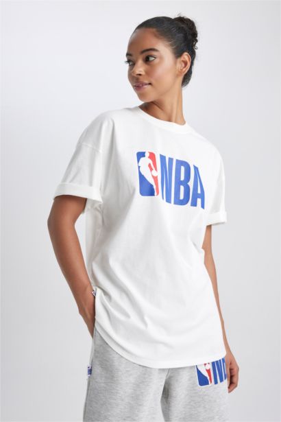 Oversize Fit NBA Licensed Crew Neck Printed Short Sleeve T-Shirt