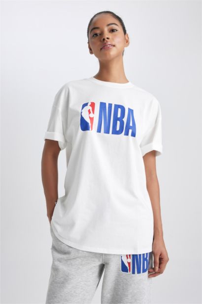Oversize Fit NBA Licensed Crew Neck Printed Short Sleeve T-Shirt