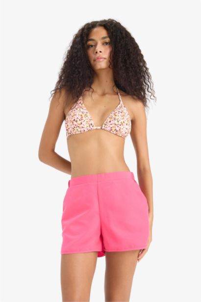 شورت بحر قصة عادية من Fall in Love