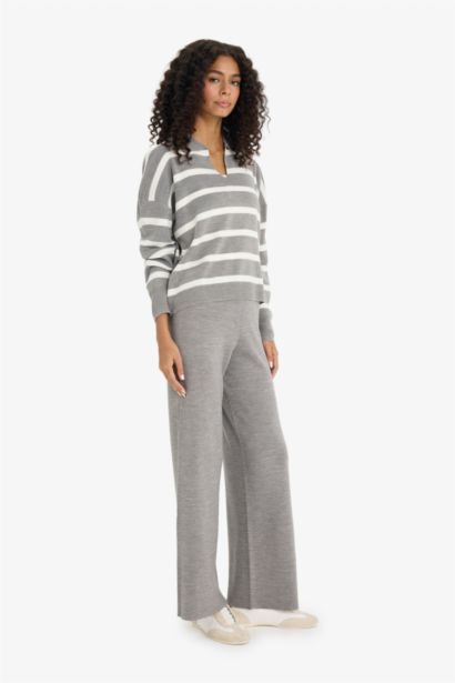 Трикотажные брюки Flare Fit