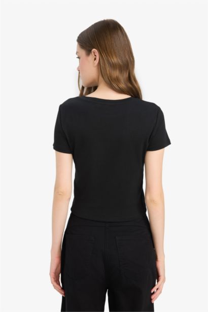 تيشيرت نص ردن سليم فيت