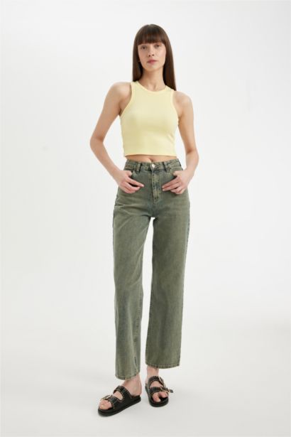 Fitted Halter Neck Ribbed Camisole Crop Top