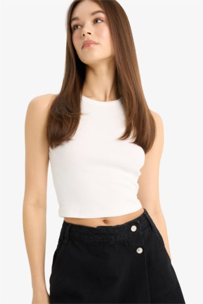 Slim Fit Camisole Halter Collar Tank Top