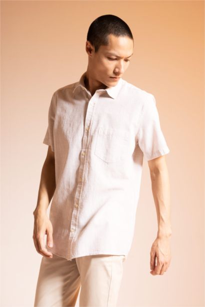 Chemise à manches courtes coupe régulière 100% coton