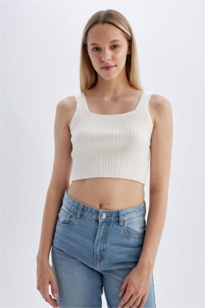 Slim Fit Square Neck Knitted Crop Top