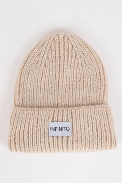 Erkek Dokuma Etiketli Bere