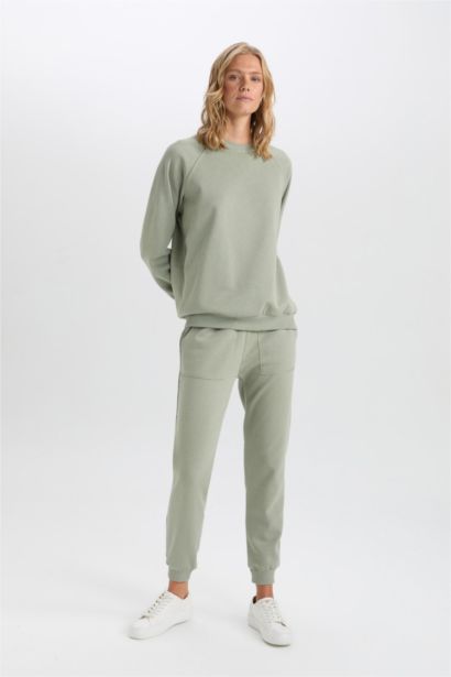 Regular Fit Tied Waist Basic Thick Jogger Sweatpants