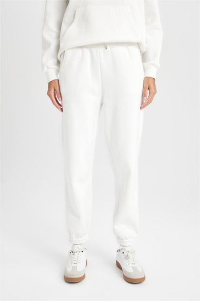 Pocketed Normal Waist Thick Basic Jogger Sweatpants