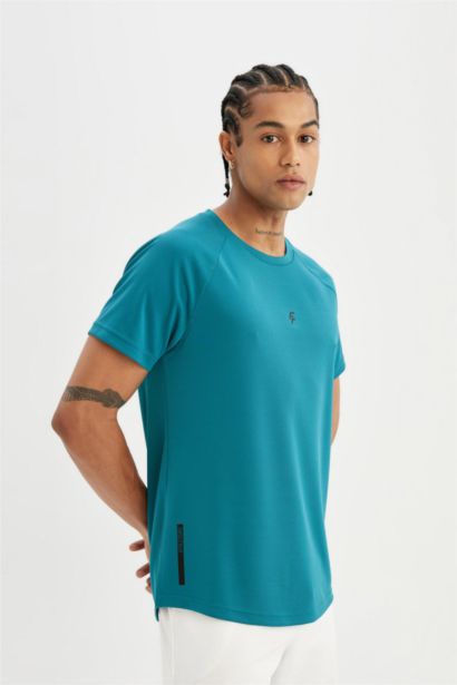 DeFactoFit Slim Fit Crew Neck Heavy Fabric T-Shirt