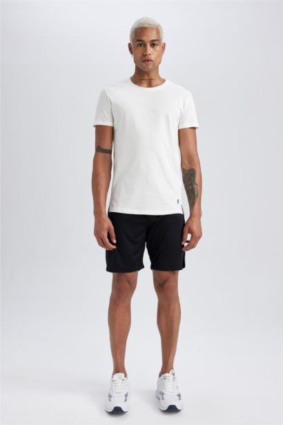 Slim Fit