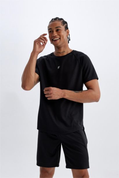 Slim Fit
