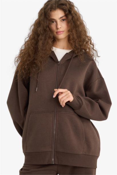 Оверсайз широкий крой с капюшоном из толстой ткани кардиган