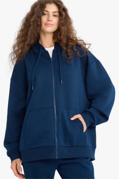 Оверсайз широкий крой с капюшоном из толстой ткани кардиган