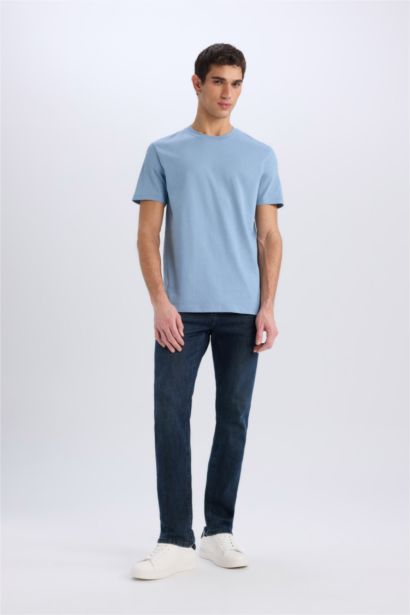 New Regular Fit Crew Neck Basic T-Shirt