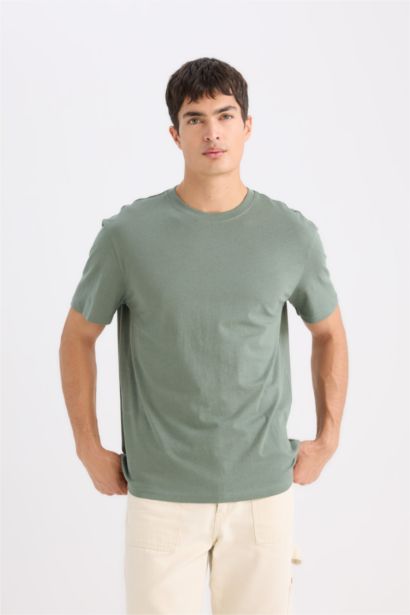 New Regular Fit Crew Neck Short Sleeve T-Shirt