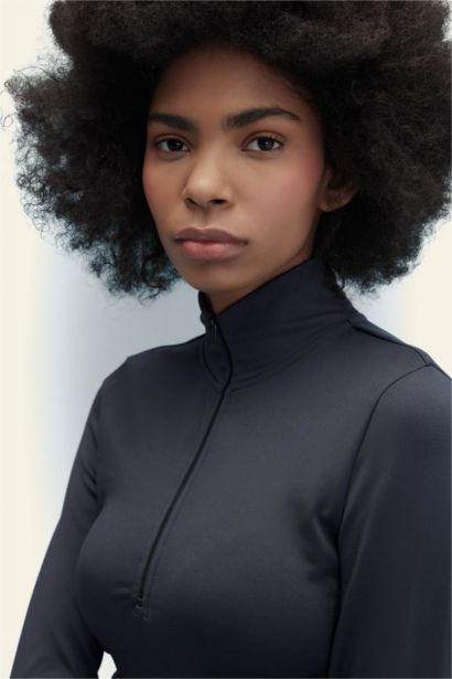 T-shirt Slim à manches longues zippé à col montant