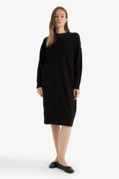 Robe à col montant manches longues Coupe régulière