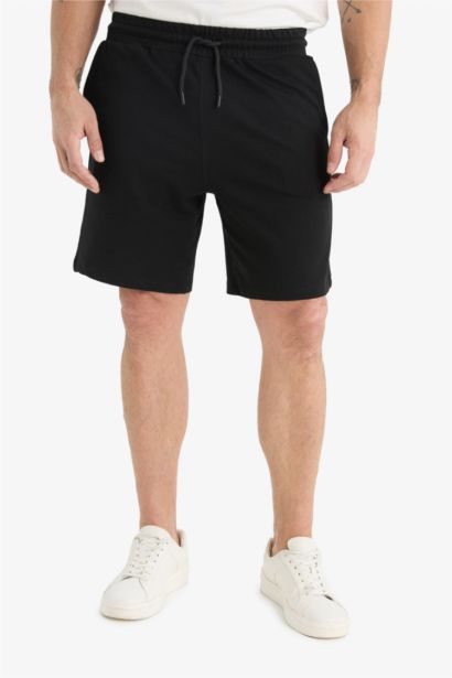 Slim Fit Pocketed Basic Bermuda Shorts