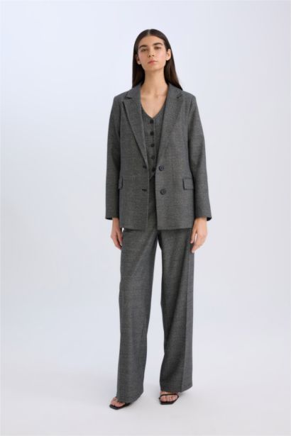 Oversize Fit Buttoned Blazer