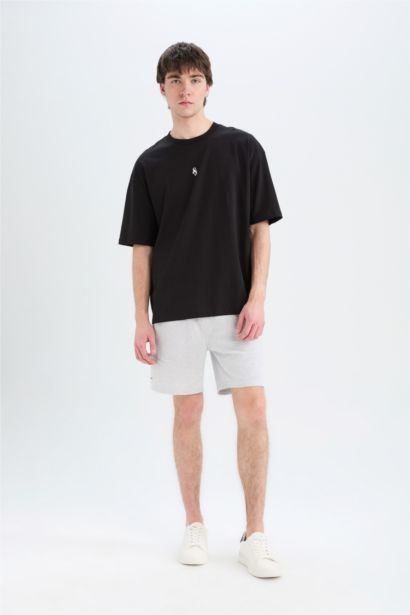 Slim Fit Super Skinny Shorts