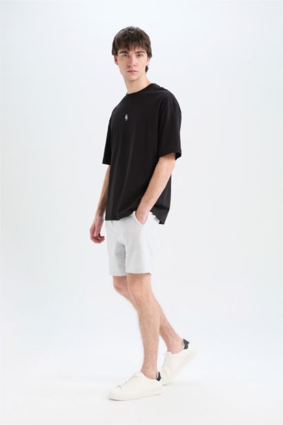 Slim Fit Super Skinny Shorts
