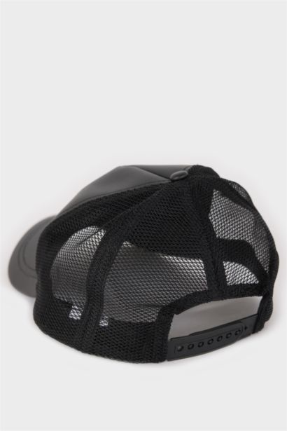 كاب رجالي جلد صناعي