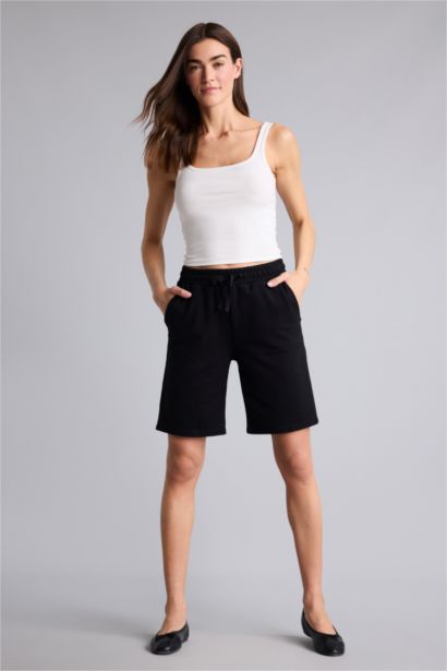 Regular Fit Basic Normal Waist Regular Hem Bermuda