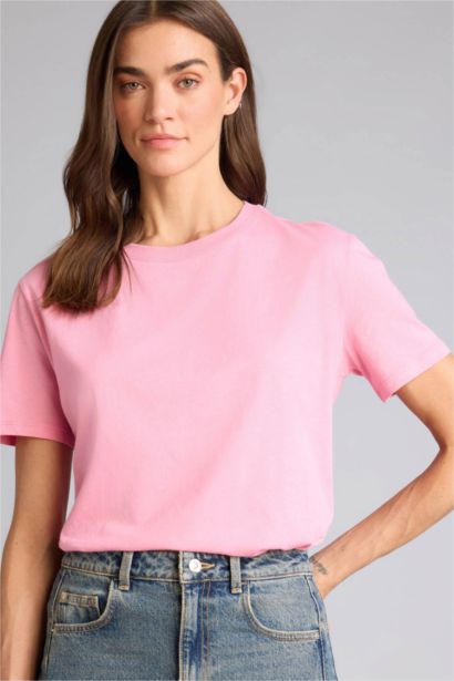 Woman Short Sleeve T-Shirt