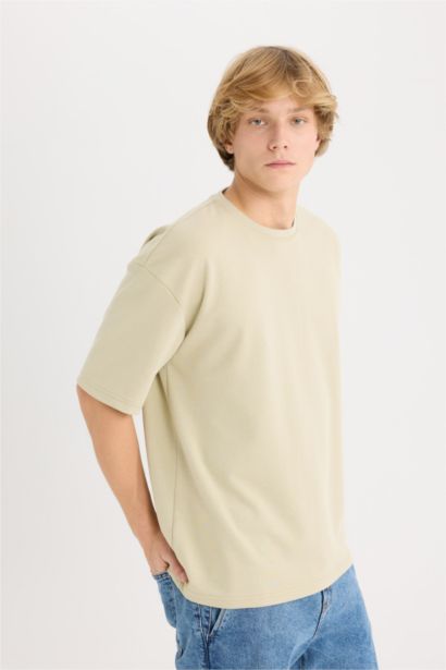 تيشيرت تقيل نص كم اوفر سايز برقبة مستديرة