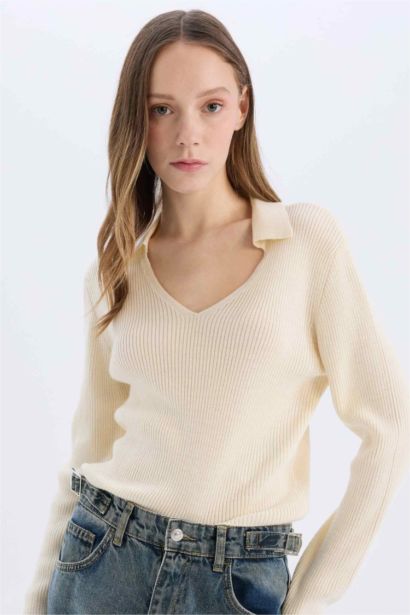 Slim Fit Polo Neck Crop Knit Pullover