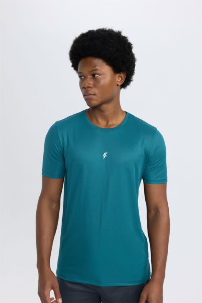 Slim Fit Dar Kesim Bisiklet Yaka Baskılı Sporcu Kısa Kollu Tişört