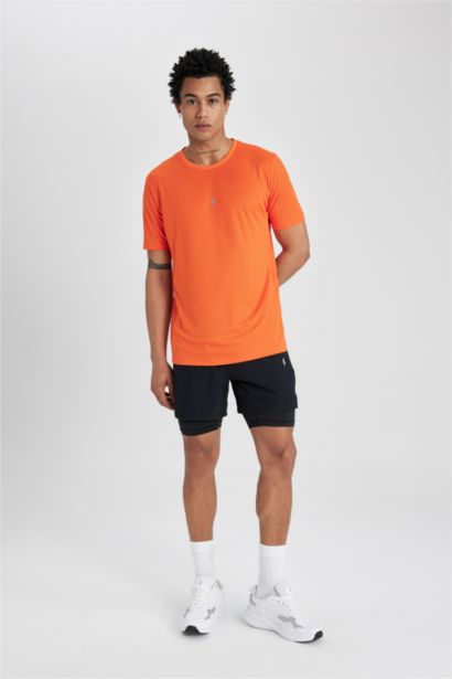 Slim Fit Dar Kesim Bisiklet Yaka Baskılı Sporcu Kısa Kollu Tişört