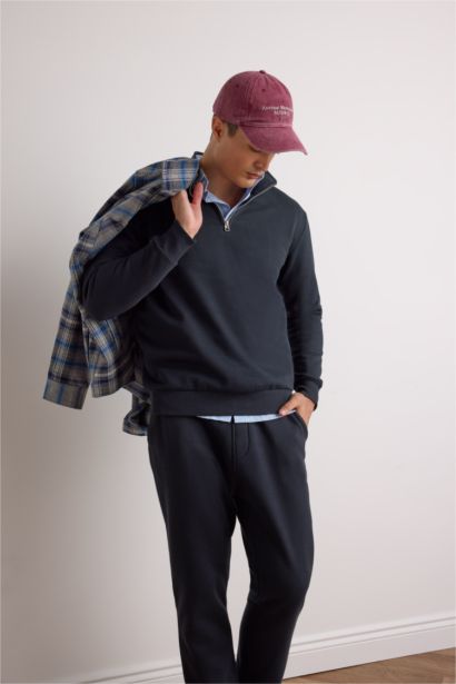 Regular Fit Dik Yaka Yarım Fermuarlı İçi Yumuşak Tüylü Basic Düz Sweatshirt