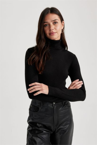 Slım Fıt Balıkçı Yaka Triko Kazak