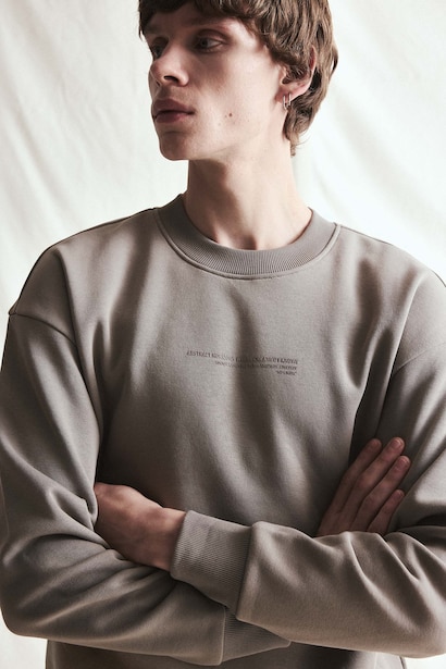 Boxy Fit Long Sleeve Cotton Crew Neck Printed Sweatshirt