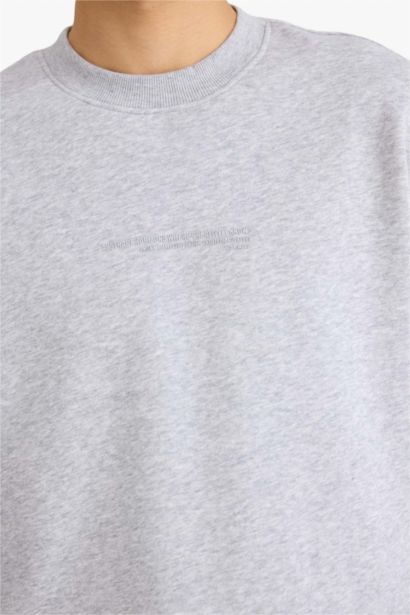 Boxy Fit Printed Long Sleeve Sweatshirt